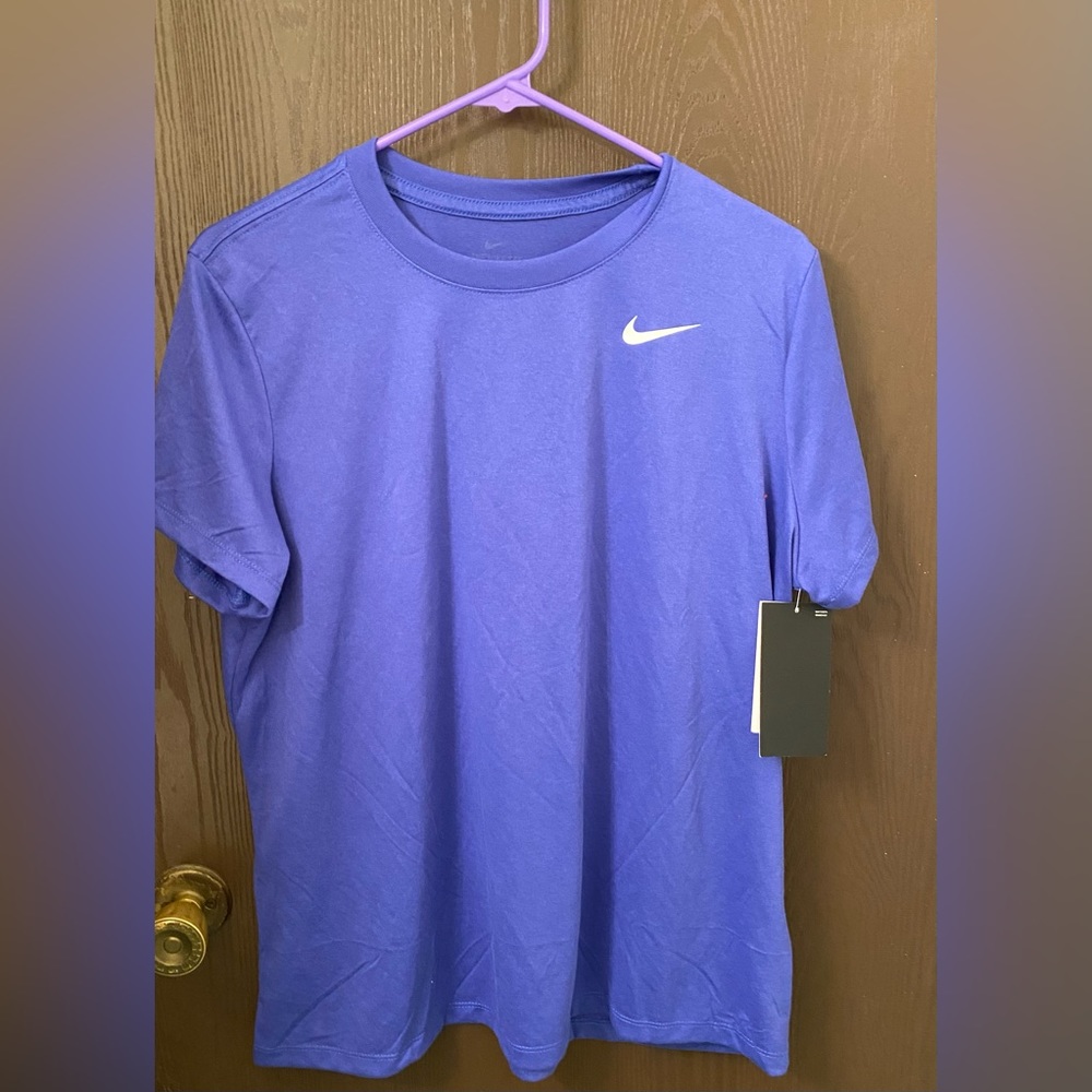 Nike Tee. New with tags. Size XL